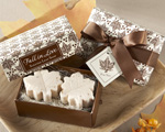 "Fall in Love" Scented Leaf-Shaped Soaps baby favors